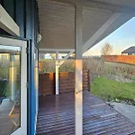 3 Bedroom Amazing In Дом отдыха *