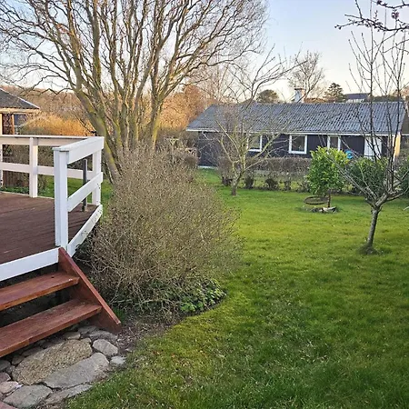 3 Bedroom Amazing In Semesterbostad