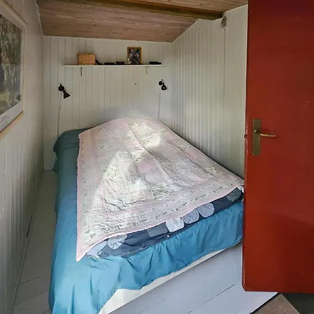 3 Bedroom Amazing In Semesterbostad *