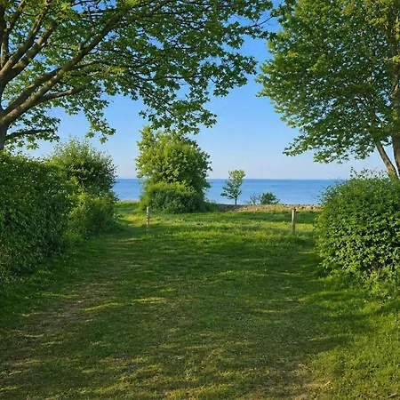 3 Bedroom Amazing In Augustenborg